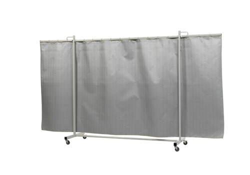 36_31_31_Robusto_triptych_Cepro_Atlas_curtain.jpg